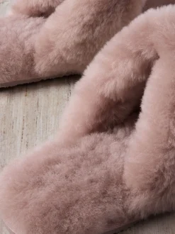 Chaussons mules en peau de mouton de Chelsea Peers