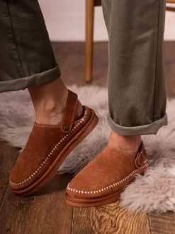 Chaussons style sabots en peau de mouton Lakeland Leather