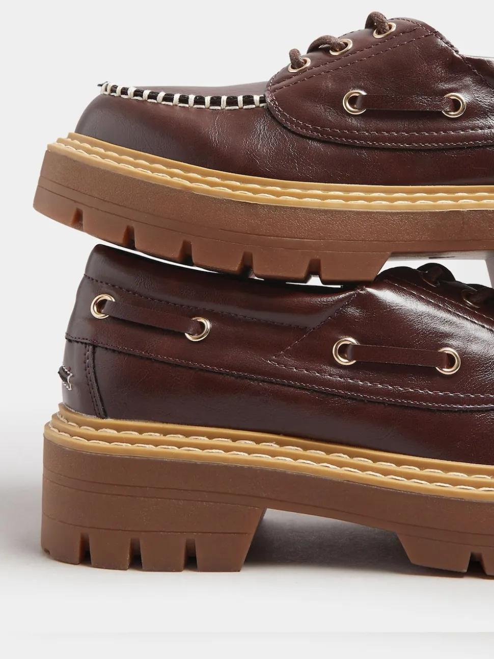 Chaussures bateau à lacets épaisses Yours Curve coupe extra large
