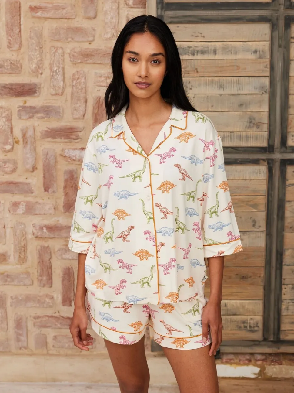 Chelsea Peers Pyjama long imprimé dinosaure
