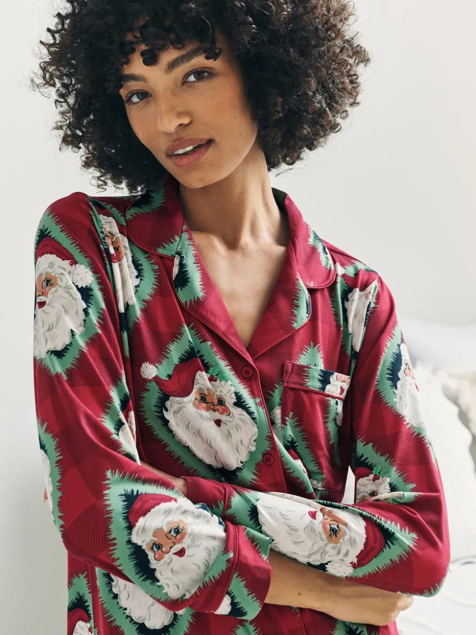 Chelsea Peers pyjama long imprimé Père Noël Jolly Santa