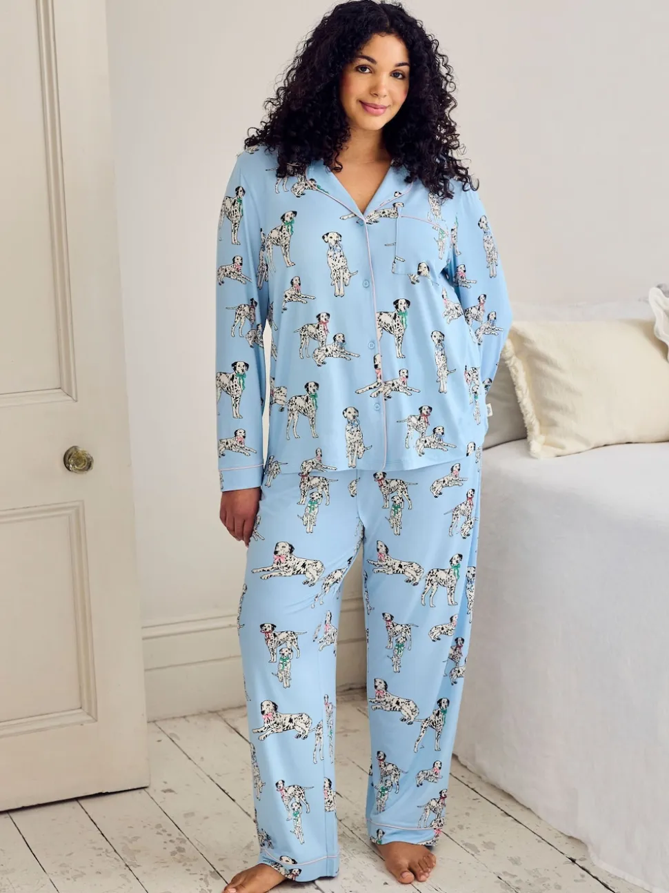Chelsea Peers Pyjamas longs imprimé chiens dalmatien Ensemble