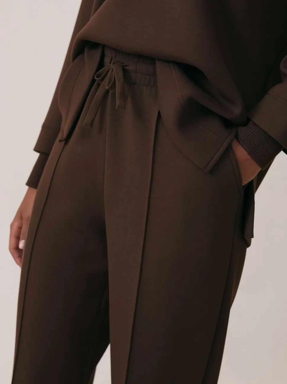 chocolat - Pantalons de jogging large en interlock haut de gamme Reiss Bernie