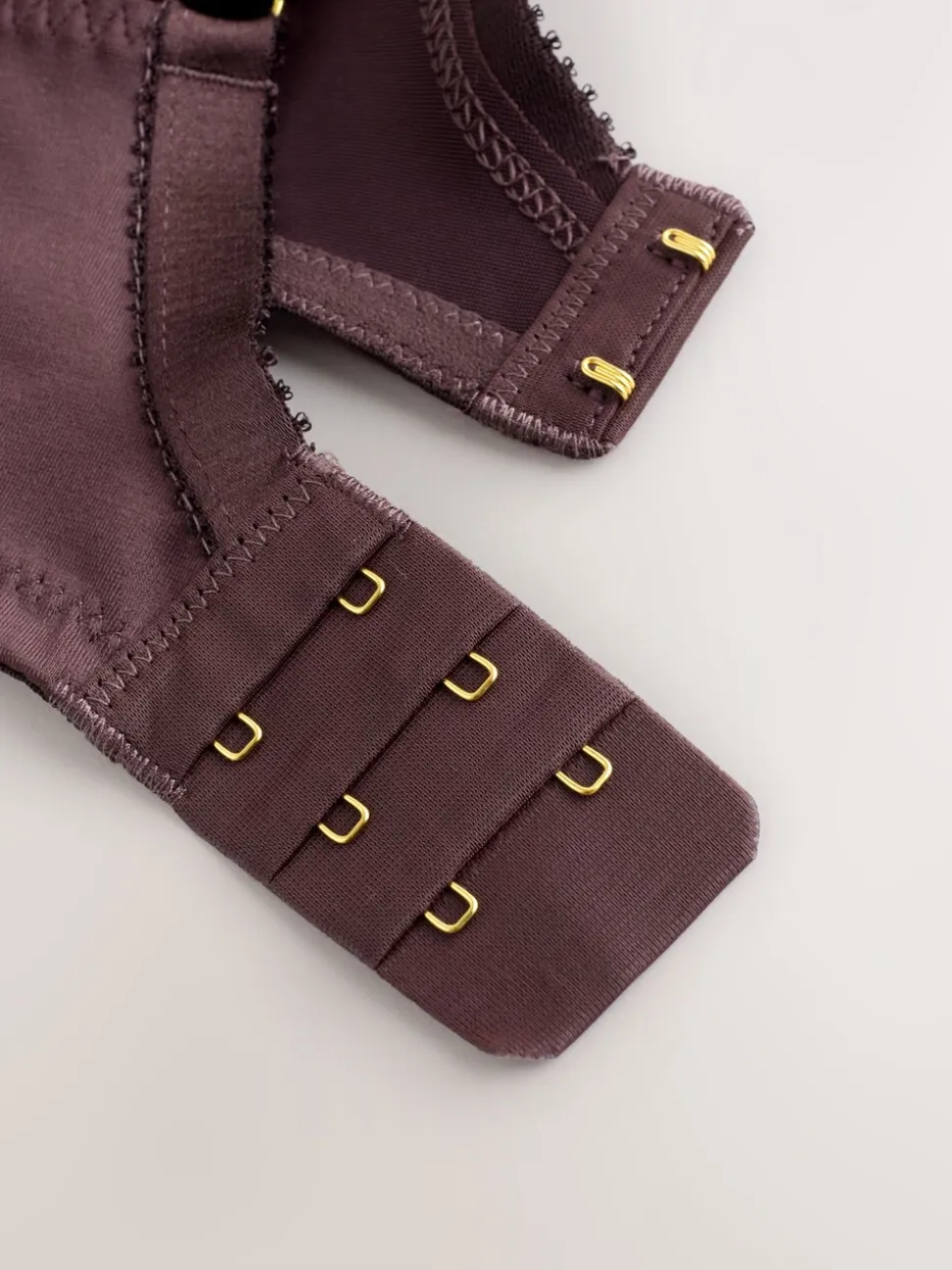chocolat - Soutien-gorge DD-H à armatures avec bonnets classiques
