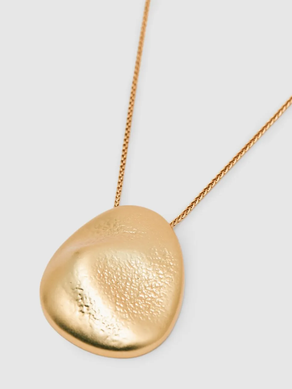 Collier Reiss Perdita avec pendentif galets texturés