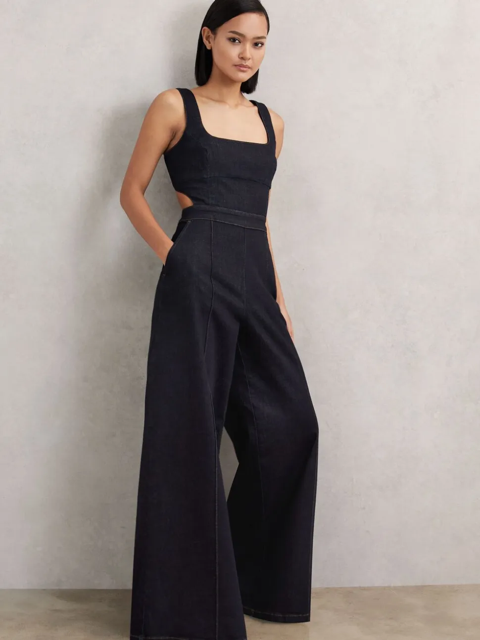 Combinaison ample en denim Reiss Dionna à découpes