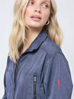 Combinaison avec fourre-tout en tencel nouée sur le devant SCAMP & DUDE