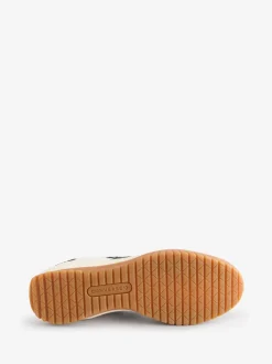 Crème - Converse Course Star Low Trainers