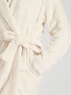 Crème - Robe de chambre mi-longue Loungeable en polaire à col châle