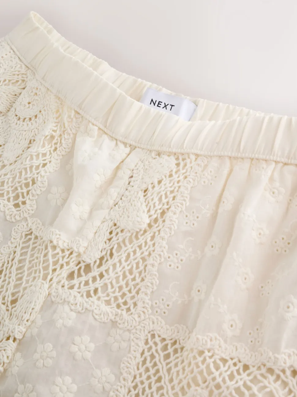 Crème - Short d’été au crochet