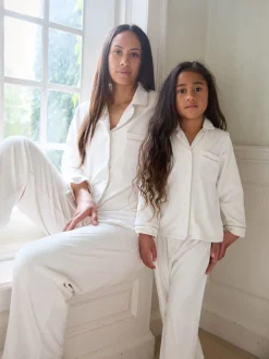 Crème - The Little Tailor Pyjama de Noël en velours doux de luxe