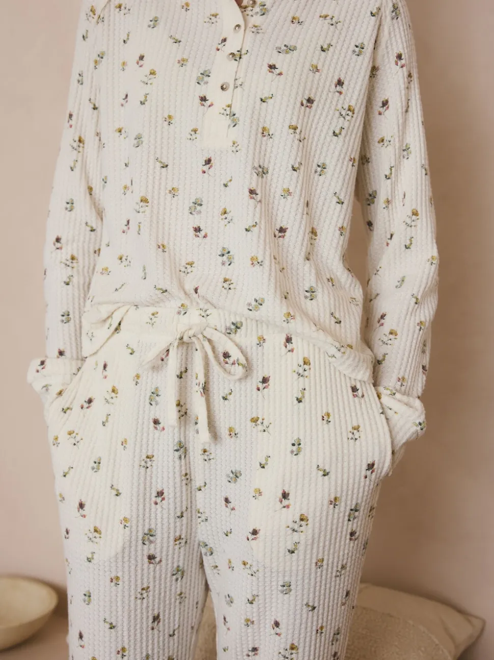 Crème fleuri - Pyjama à manches longues Cosy Waffle