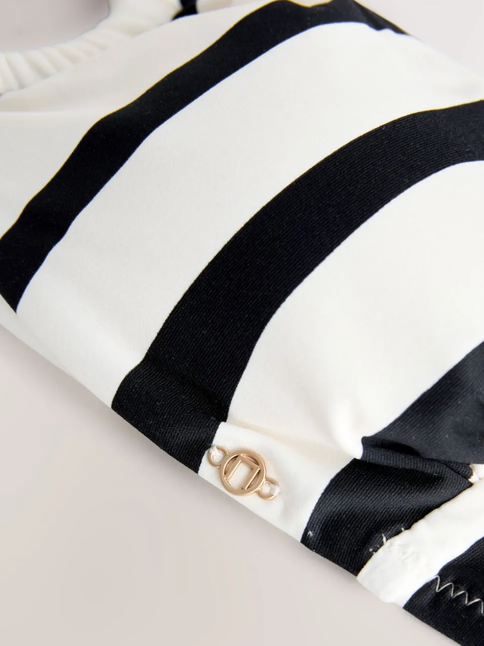 Crème/noir à rayures - Haut Bikini bandeau en métal