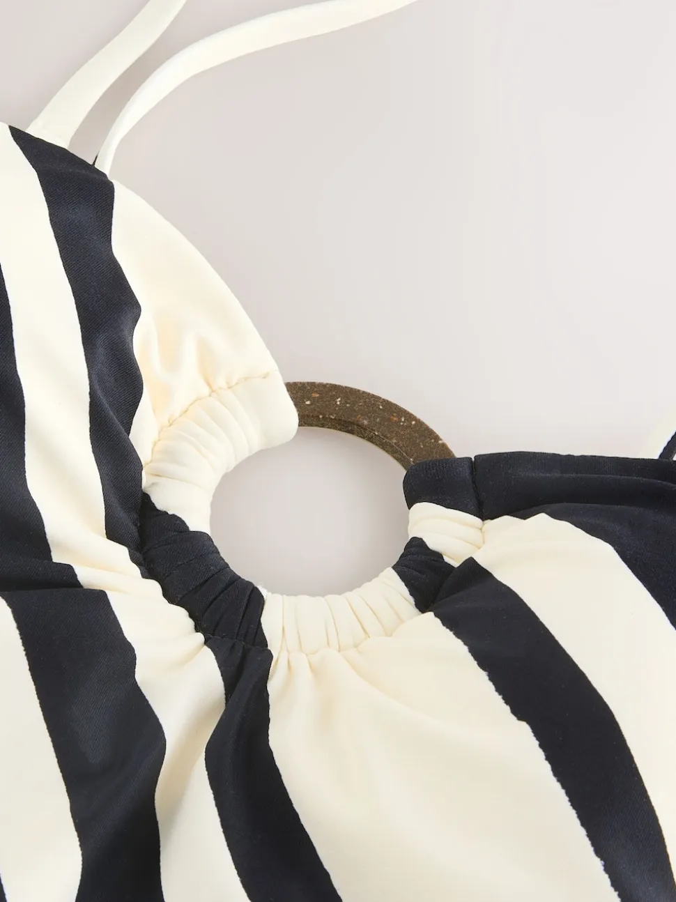 Crème/noir à rayures - Maillot de bain bandeau à contrôle du ventre