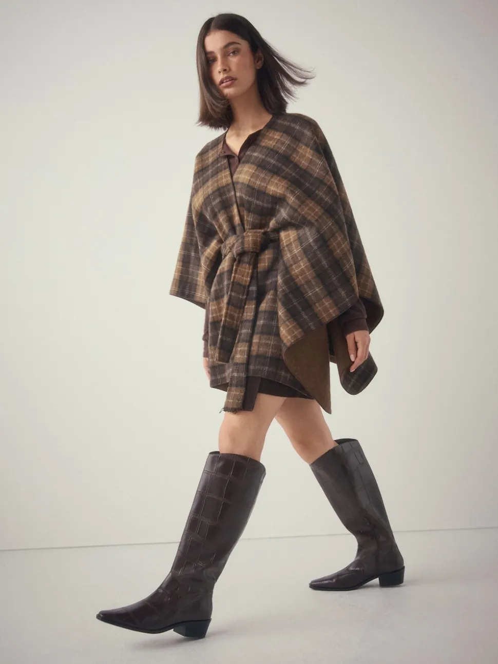 Croco Marron chocolat en relief - Bottes Forever Comfort® hauteur genou à bout pointu