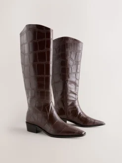 Croco Marron chocolat en relief - Bottes Forever Comfort® hauteur genou à bout pointu