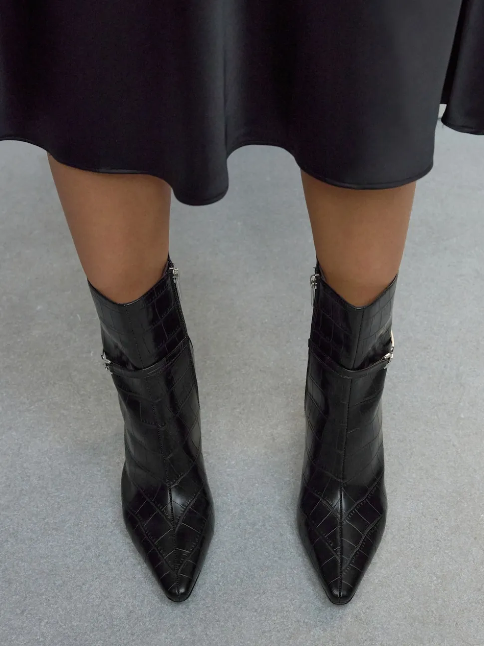 Croco noir en relief - Bottines à talons Forever Comfort® avec quincaillerie