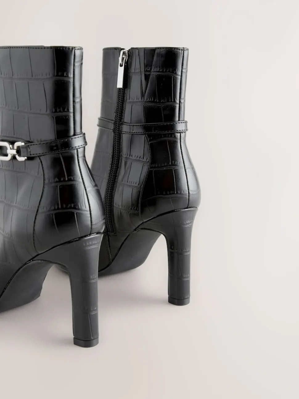 Croco noir en relief - Bottines à talons Forever Comfort® avec quincaillerie
