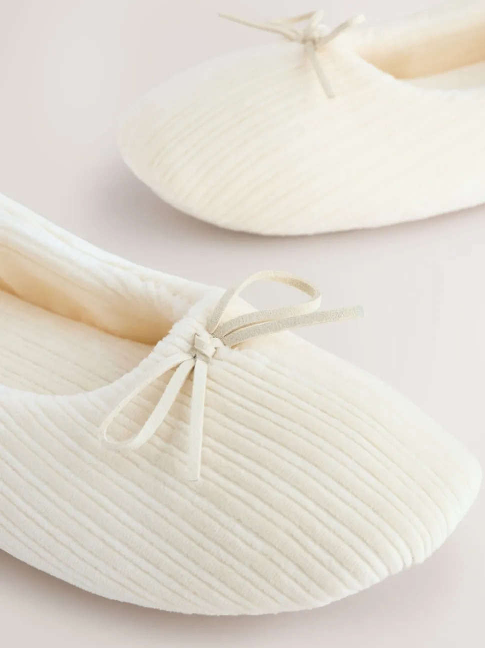 écru - Chaussons ballerines en velours