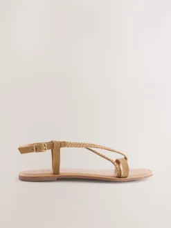 Cuir marron fauve - String tressé à entredoigt