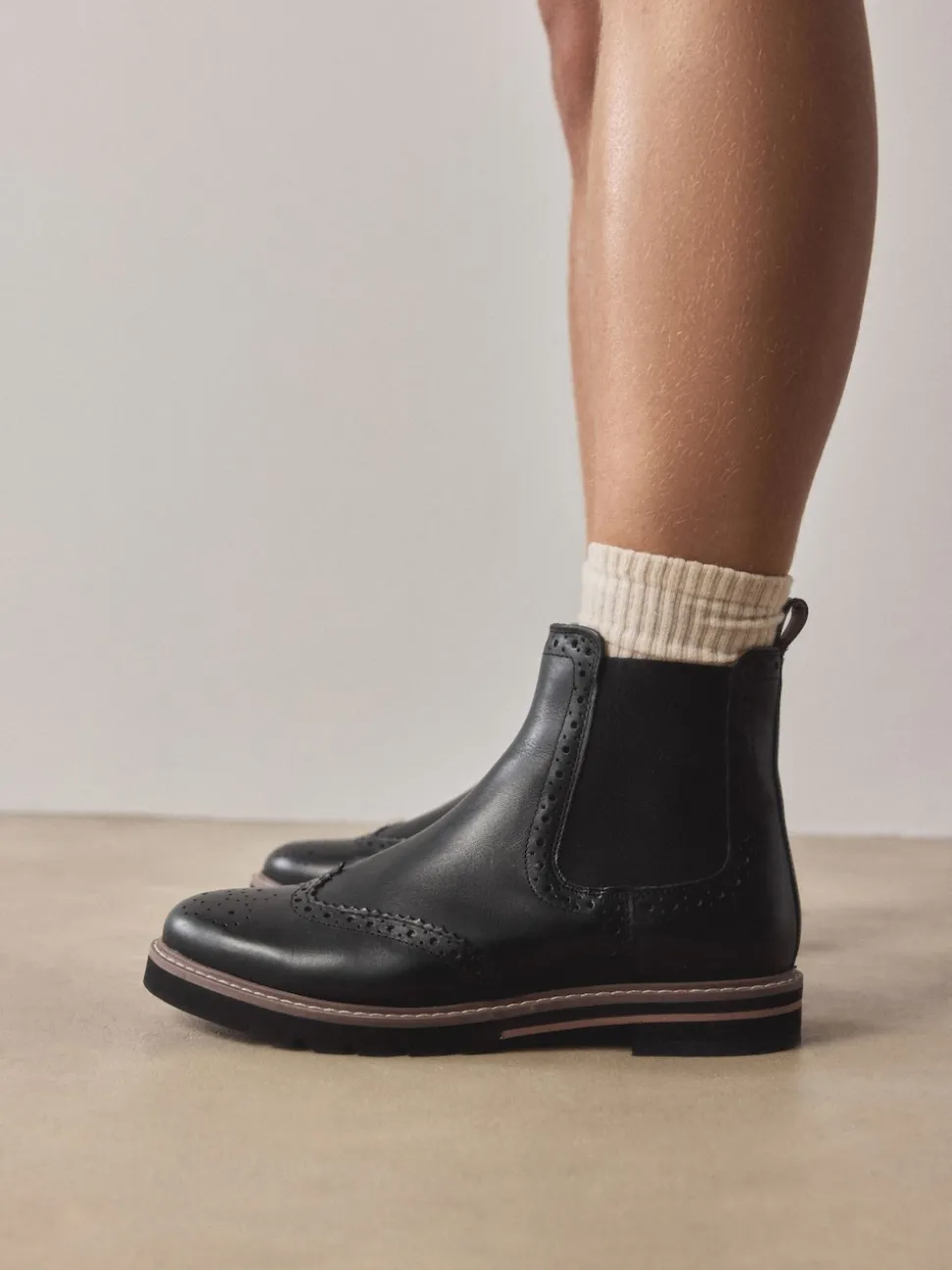 Cuir noir - Bottes Chelsea Forever Comfort® à détail Brogue