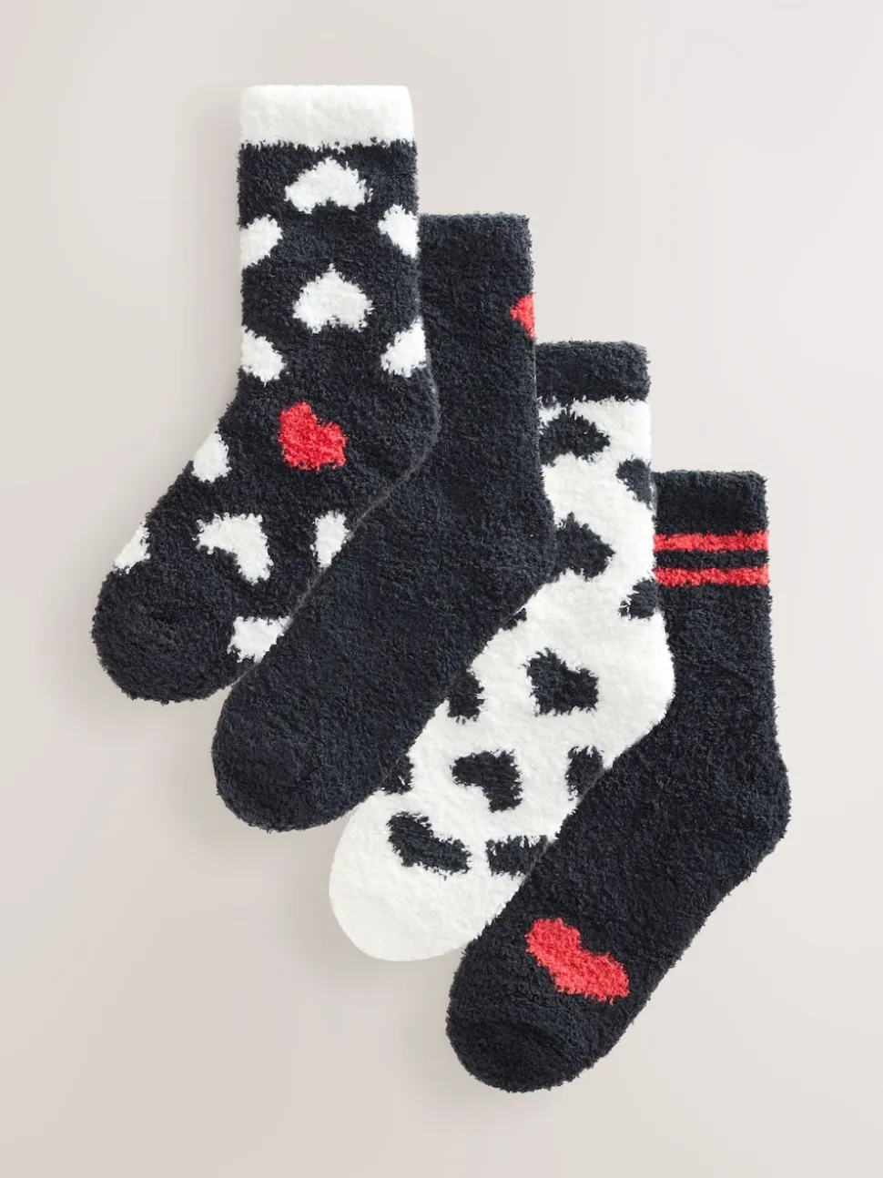 Cœurs rouges noir/blanc - Lot de 4 paires de chaussettes douillettes
