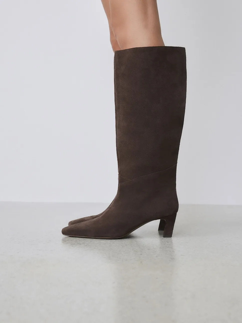 Daim marron chocolat - Bottes à talons Forever Comfort® à bout pointu