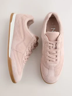 Daim rose - Baskets à lacets avec panneau de coutures en cuir