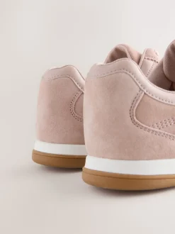 Daim rose - Baskets à lacets avec panneau de coutures en cuir
