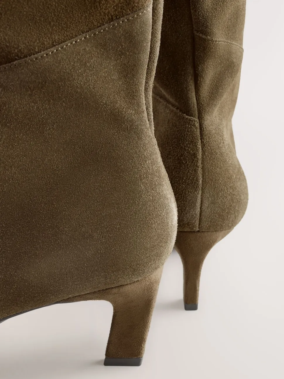 Daim vert kaki - Bottes à talons Forever Comfort® à bout pointu