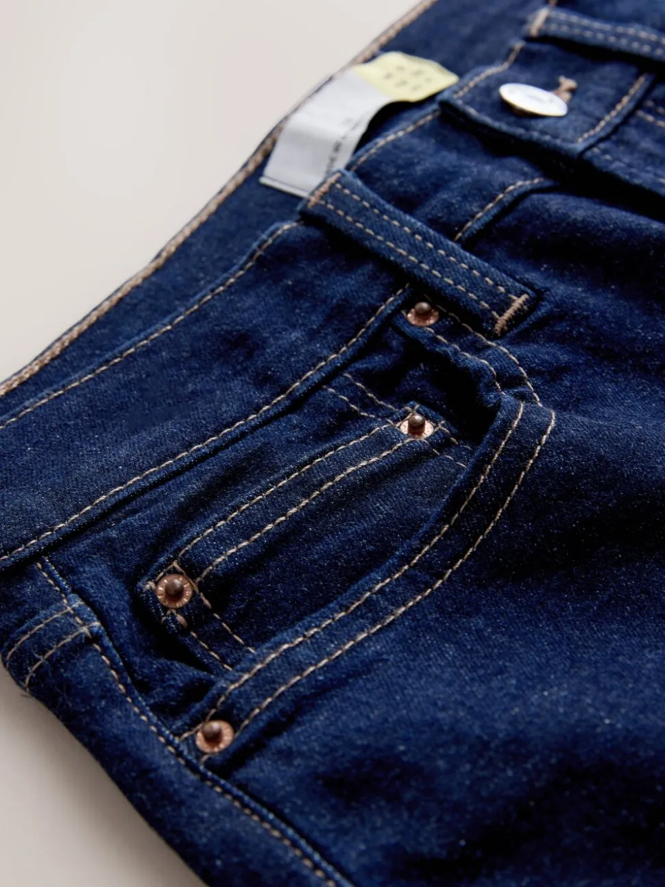 Délavage bleu - Jean extensible ajusté taille milieu