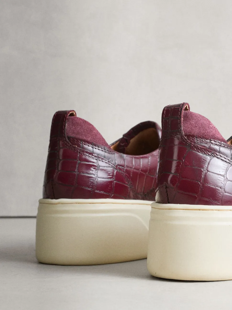 Effet Crocs bordeaux - Baskets Signature en cuir à plateforme compensée épaisse