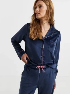 Ensemble de Pyjamas JD Williams en velours boutonné