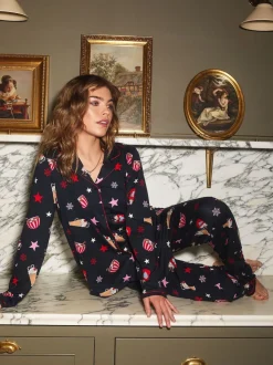 Ensemble pyjama court Urban Threads Urban Threads bleu marine chocolat chaud