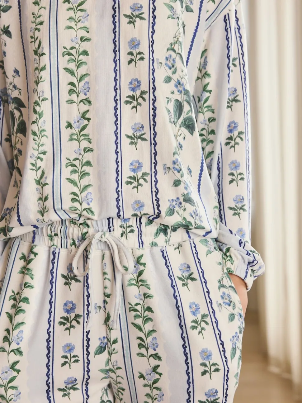 Floral bleu - Pyjama confortable à manches longues