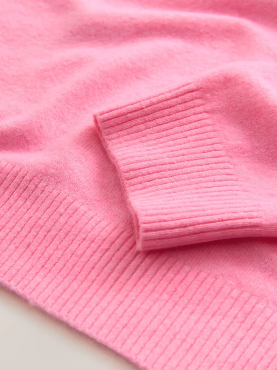 Fluro Rose - Pull super doux à manches longues à col rond
