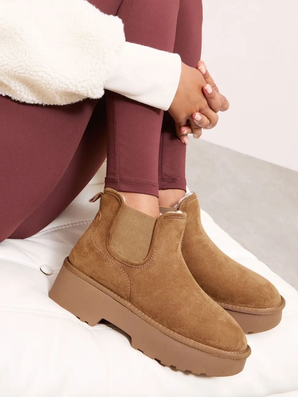 Friends Like These bottes Chelsea doublées de fausse fourrure et faux daim