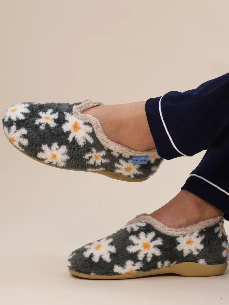 Gris - Chaussons Lunar pour femme à fleurs