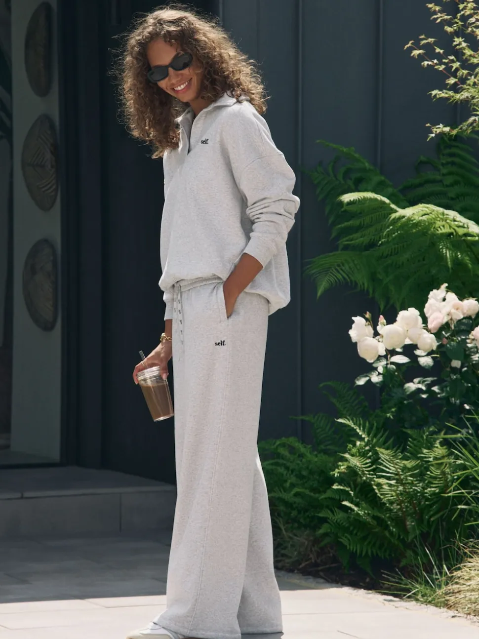 Gris - soi-même. Pantalon de jogging coupe large
