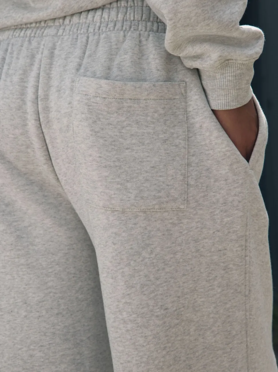 Gris - soi-même. Pantalon de jogging coupe large