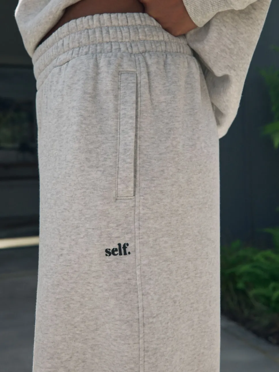 Gris - soi-même. Pantalon de jogging coupe large