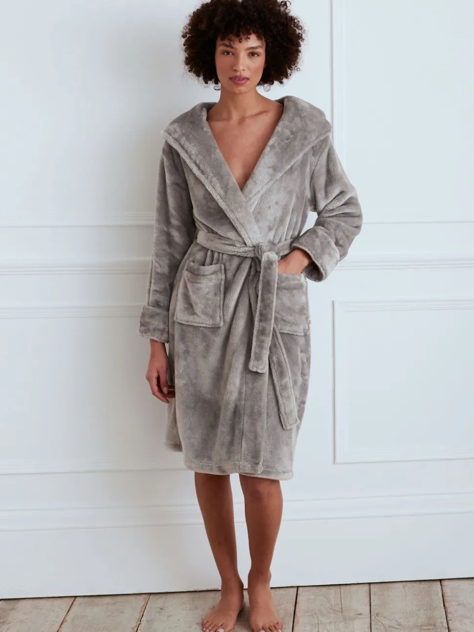 Gris de charbon de bois - Peignoir Chelsea Peers en polaire