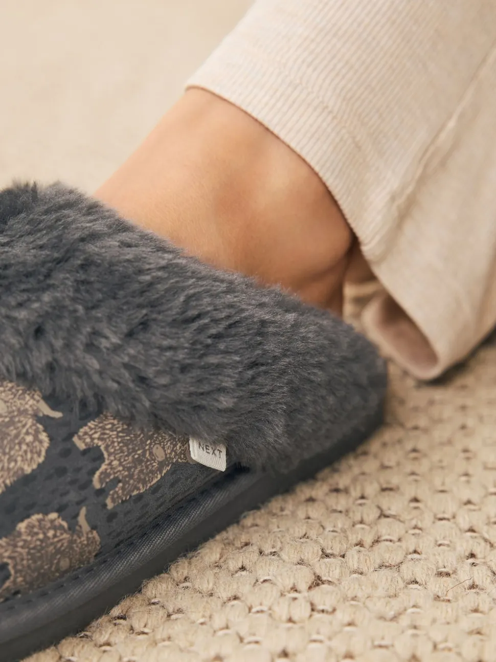 Gris Hamish - Suede Mule Pantoufles