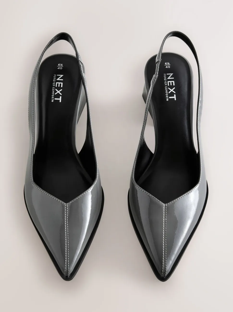 Gris verni - Chaussures à talons Forever Comfort® à bout pointu et à bride arrière