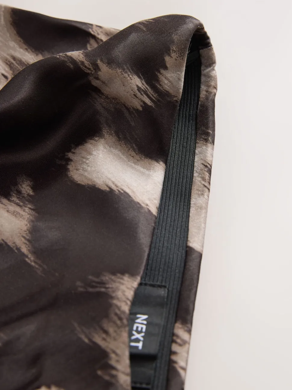Impression animale brune - Jupe Midi Satin