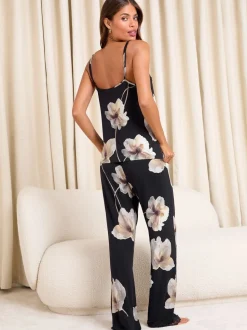 Imprimé coquelicot noir - Ensemble pyjama Lipsy en jersey cami et pantalons