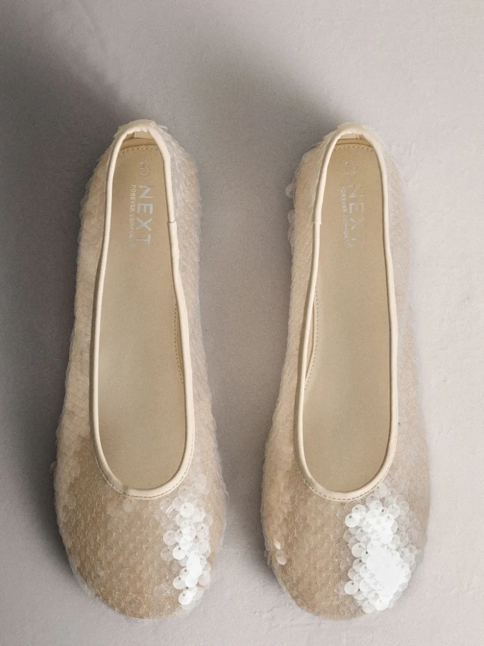 ivoire - Chaussures plates à sequins Forever Comfort® à bout rond