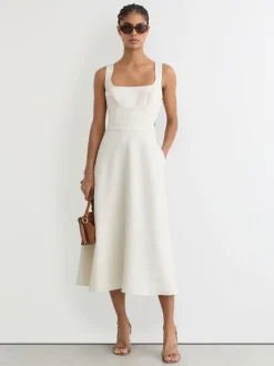 ivoire - Robe mi-longue Reiss Dina en sergé à découpe à la taille