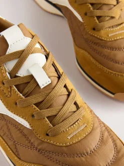 jaune ocre - Baskets à lacets avec empiècement