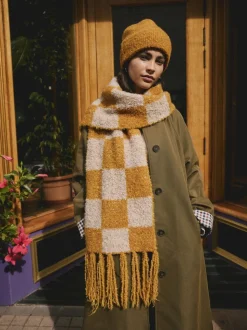 jaune ocre - Écharpe lourde en maille bouclée à damier